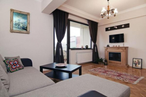 Istoric Center - Romanian Quiet Apartment